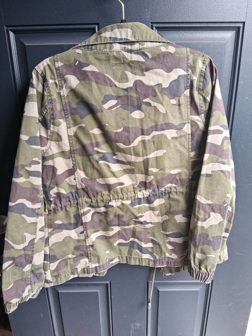 Old Navy Women’s Camo Utility Jacket - Green & Brown - Picture 5 of 5